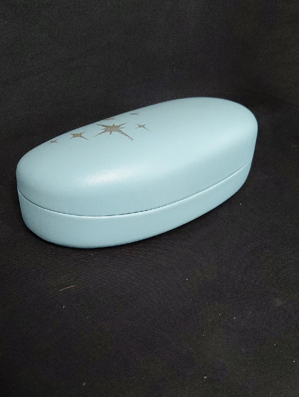 Nice Hand Designed Eyeglass Case - Picture 2 of 5